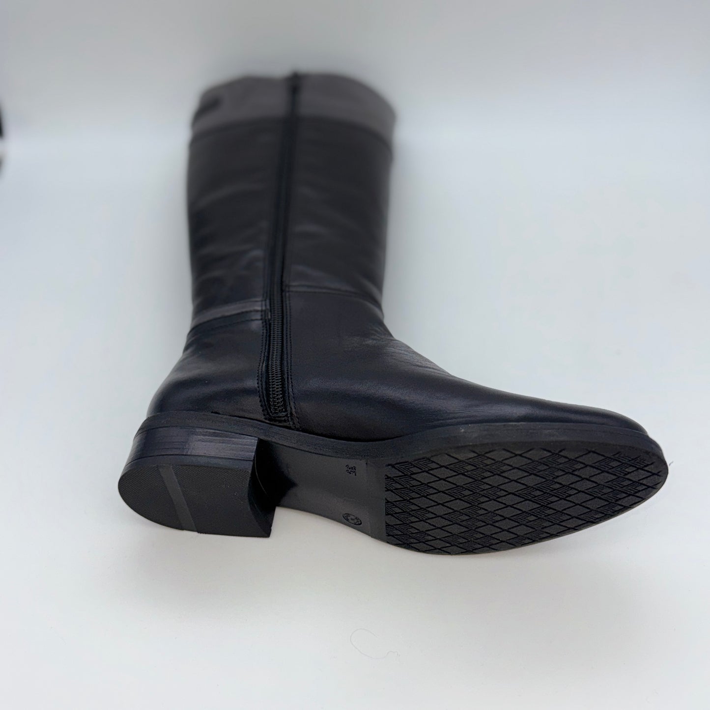 DORKING - D7687 - S25020