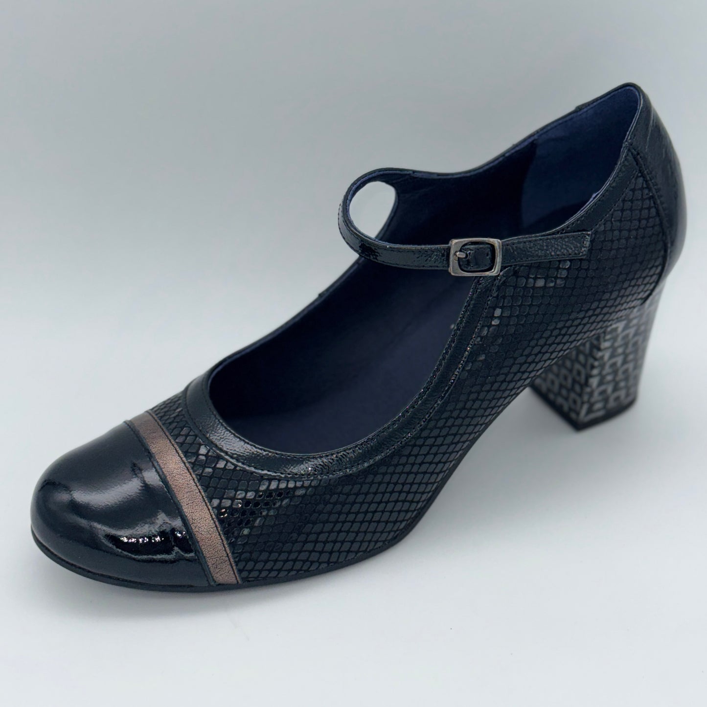 DORKING - D8669 - S25071