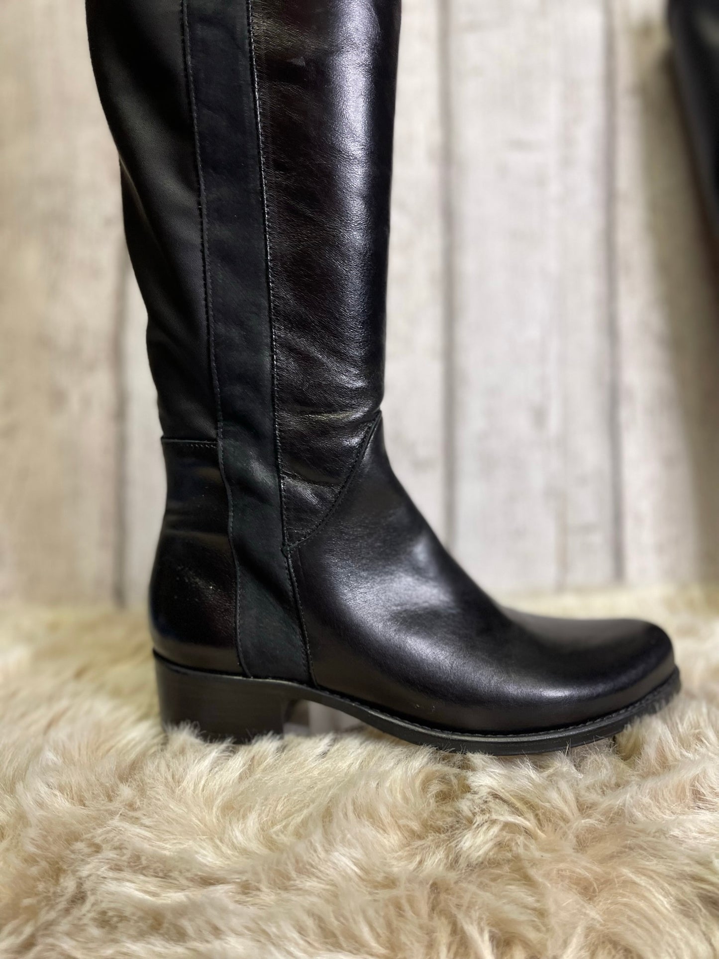 Dorking - D7219 - S25018