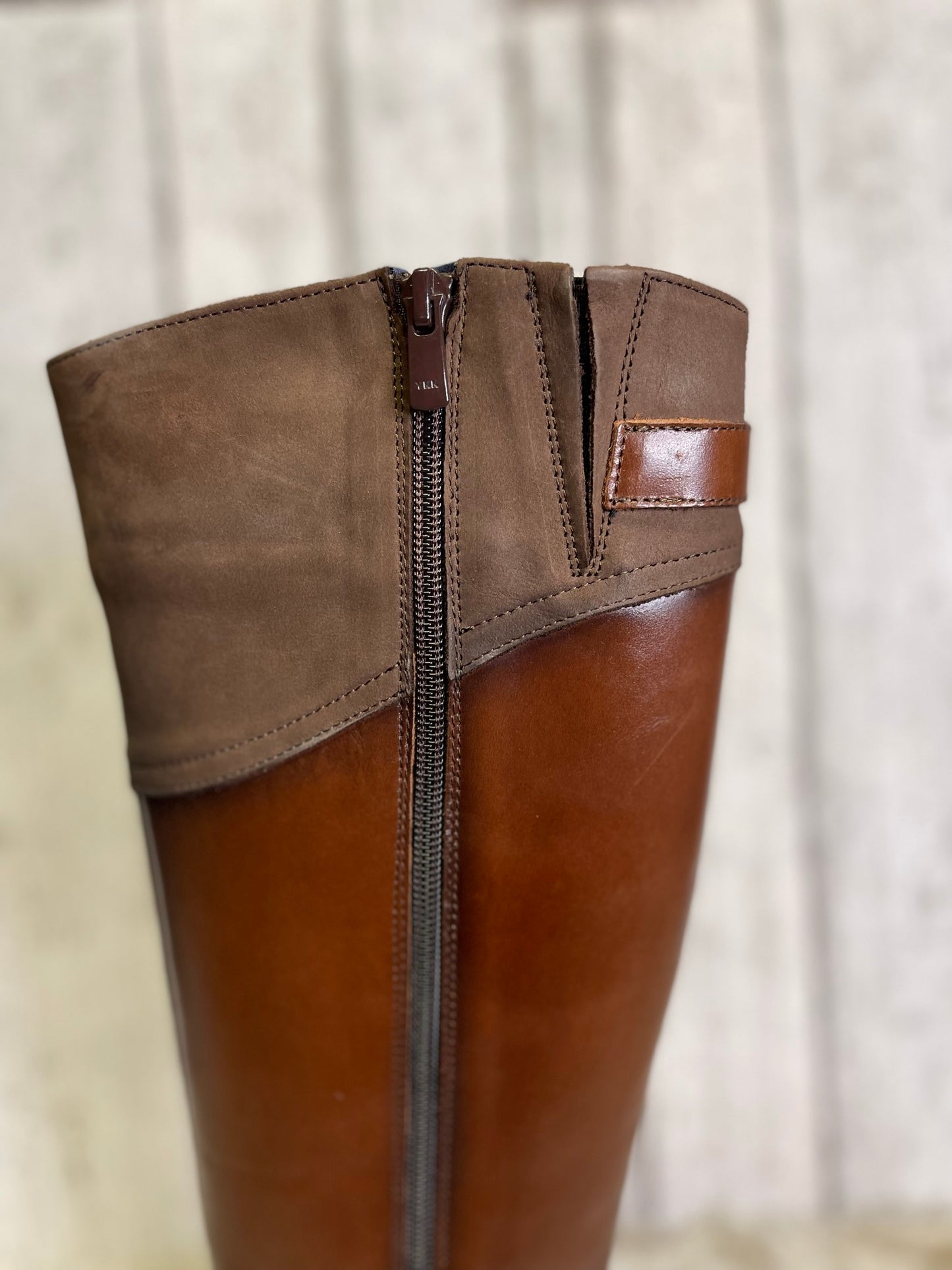 Dorking - D4872 - S25019