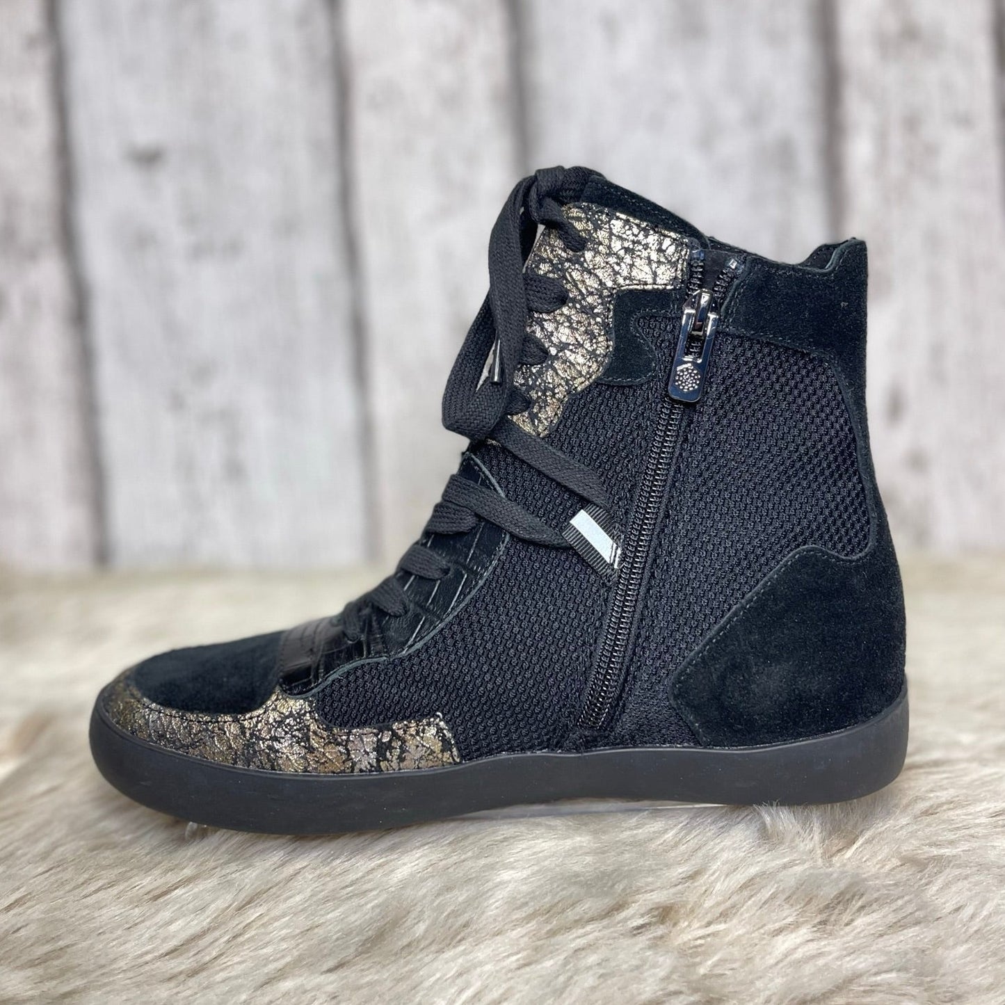 Emilie Karston - SAFIR - S2239H