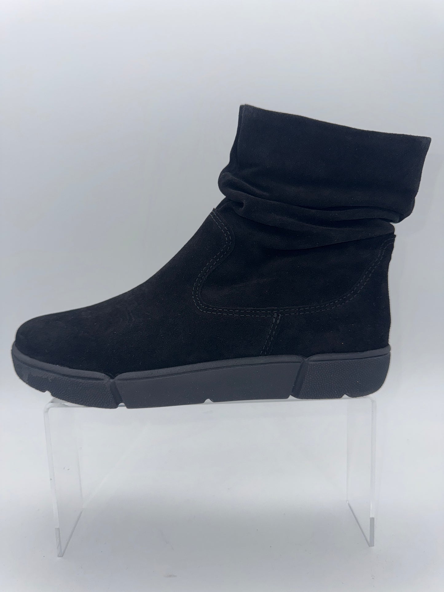 Ara - 1247357 - S25186