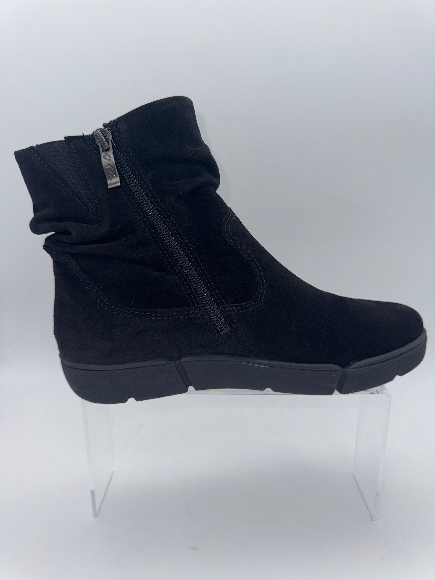 Ara - 1247357 - S25186