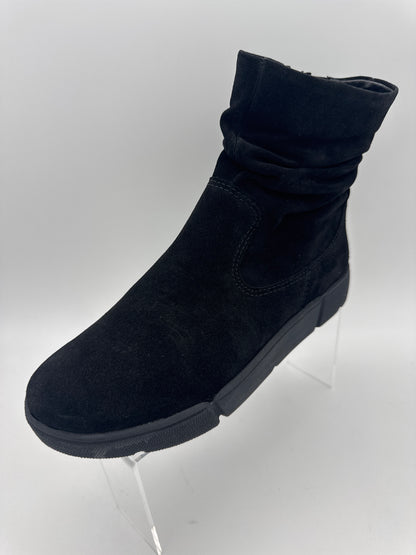 Ara - 1247357 - S25186