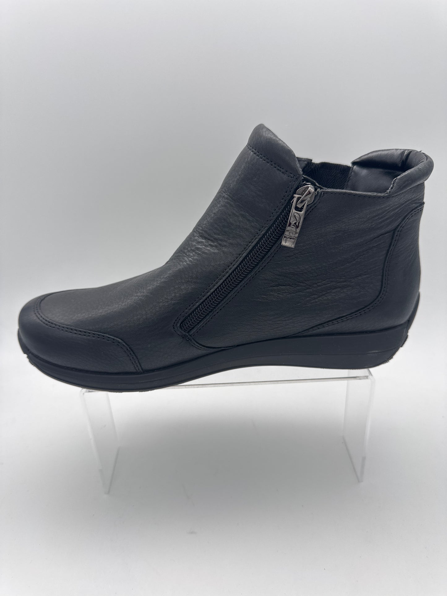 Ara 12-34581-01 - S25196