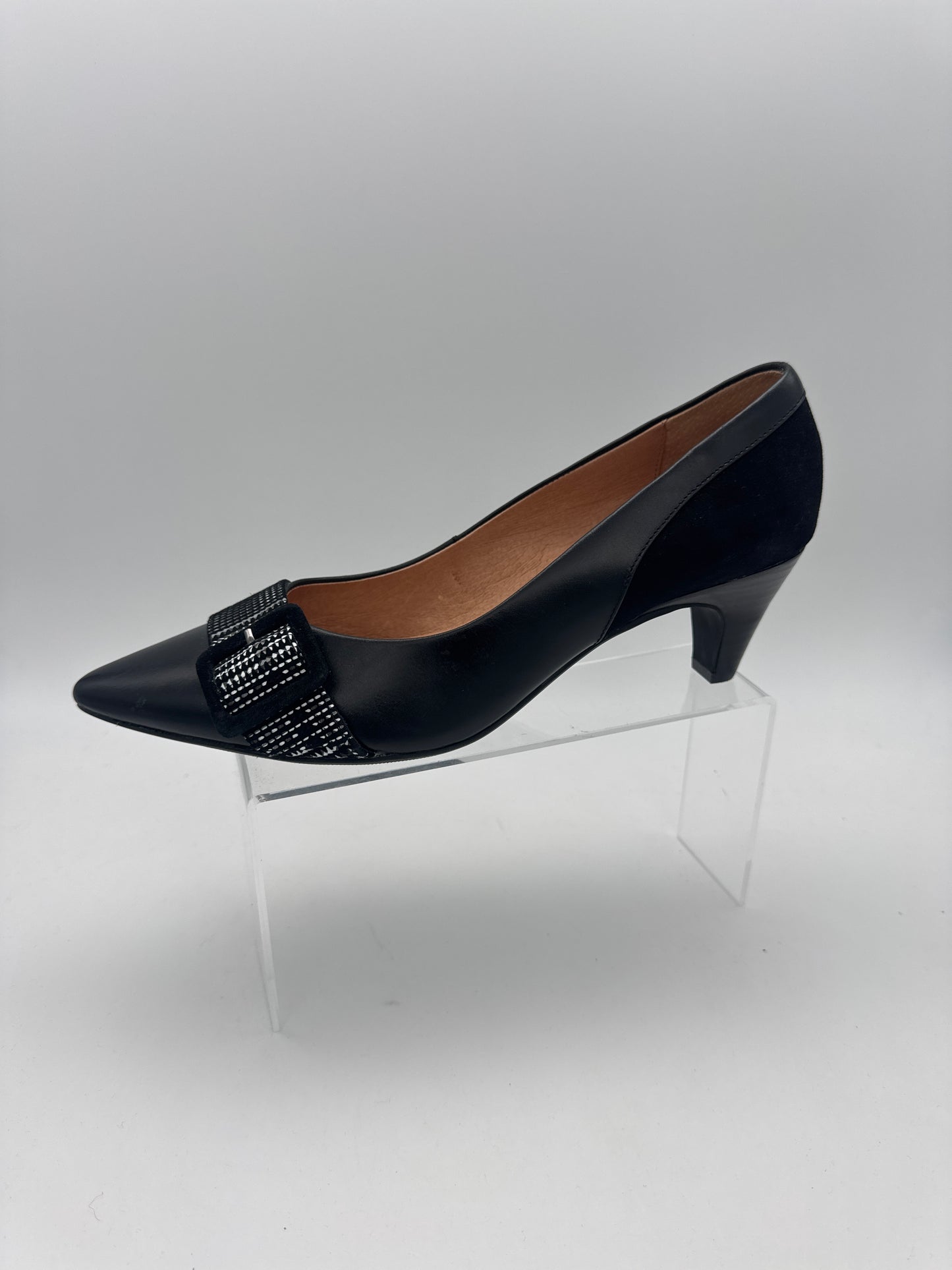 EMILIE KARSTON - PEDGE - S25223