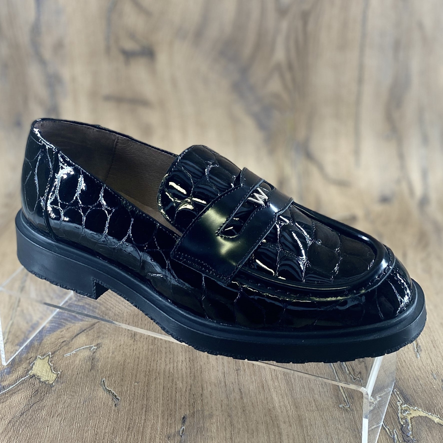 WONDERS - B9143 - S25027