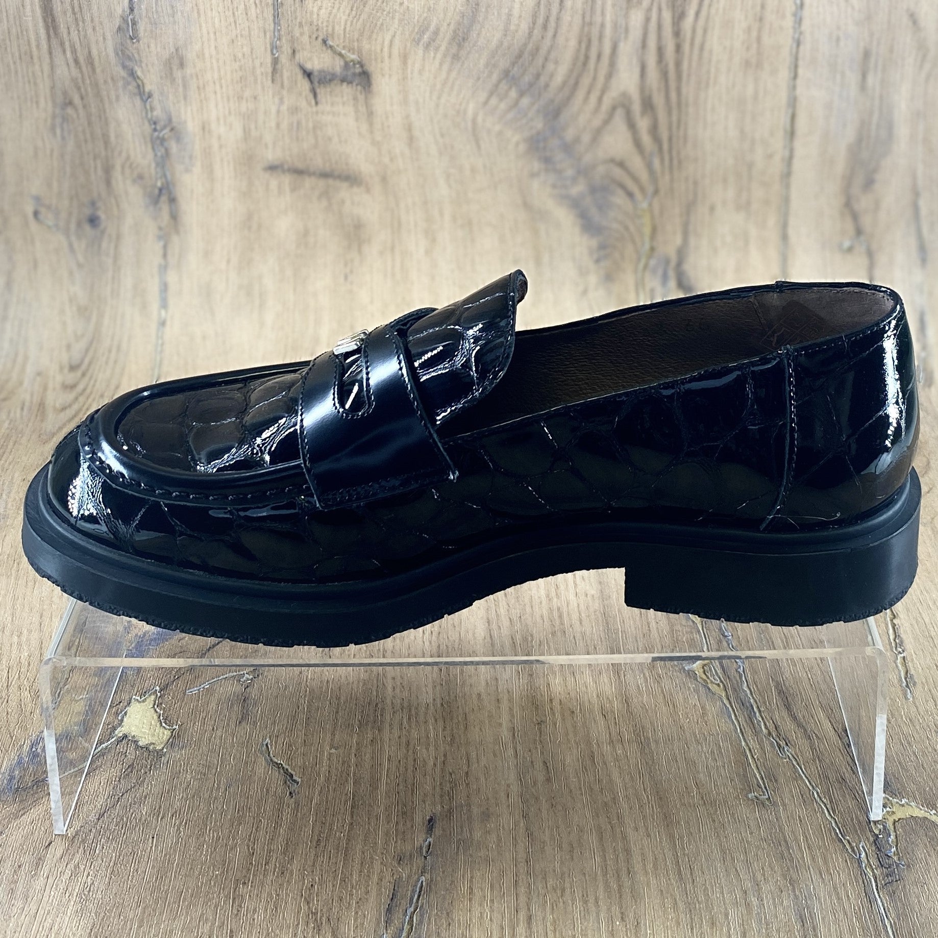 WONDERS - B9143 - S25027