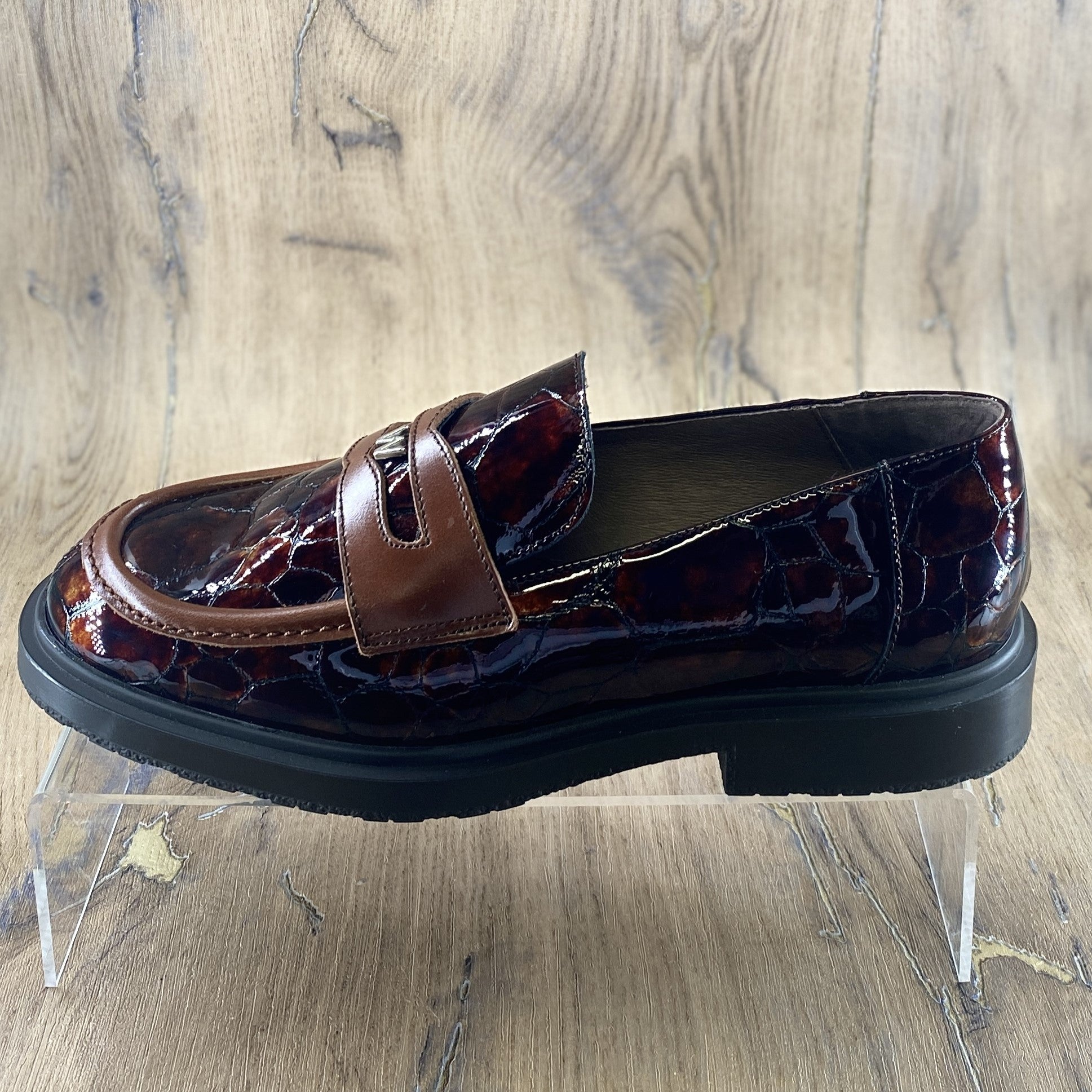 WONDERS - B9143 - S25027