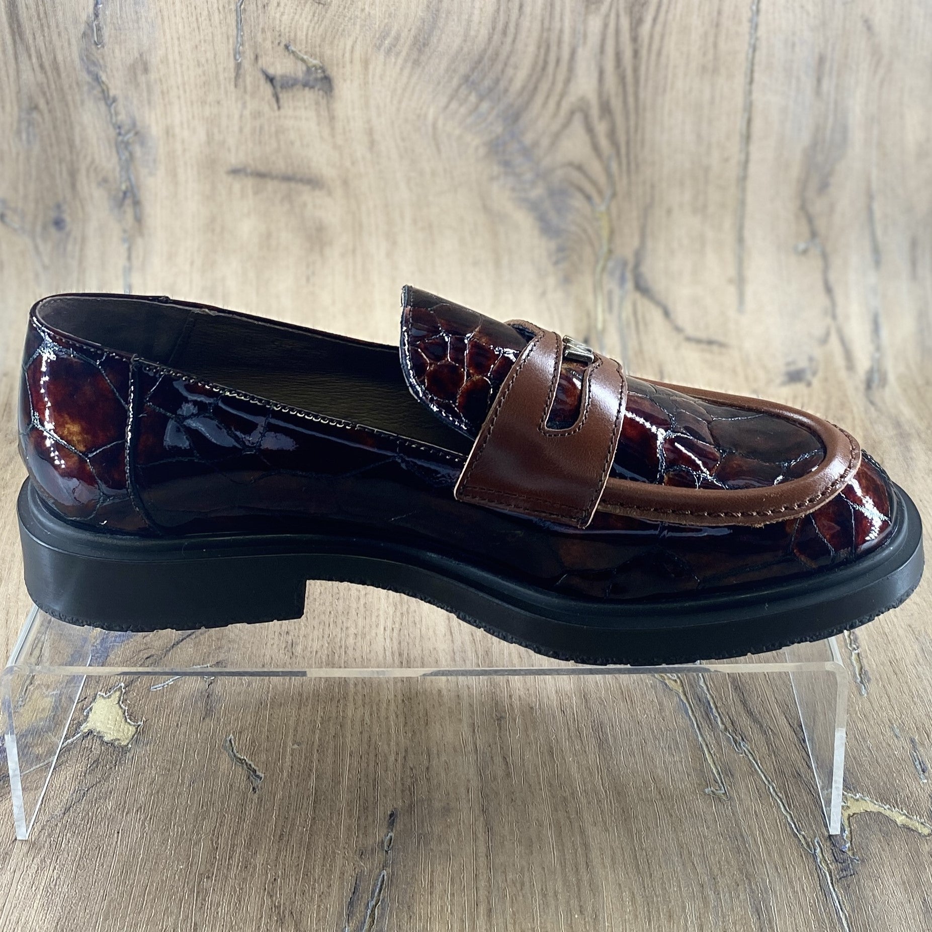 WONDERS - B9143 - S25027