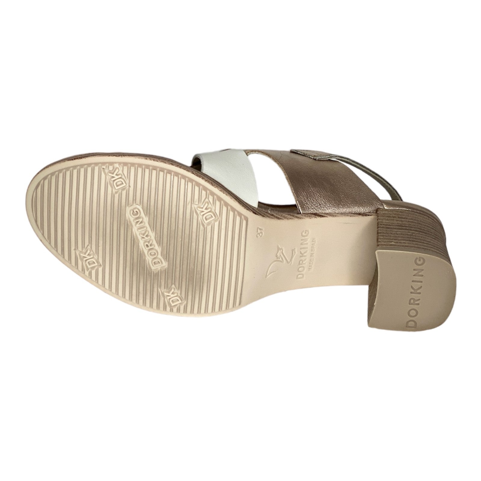 Dorking - D8779 - S25047