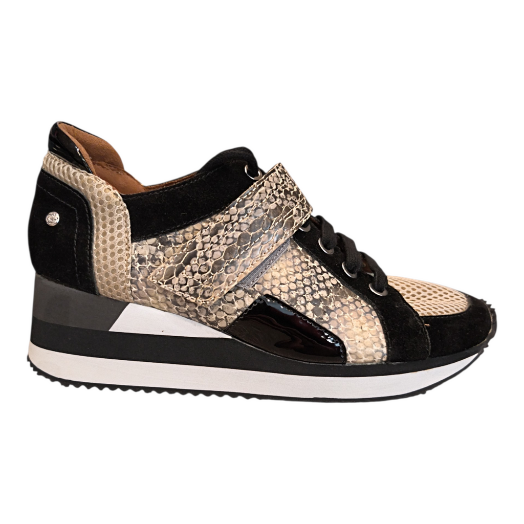 EMILIE KARSTON - SLEPIO - S25466