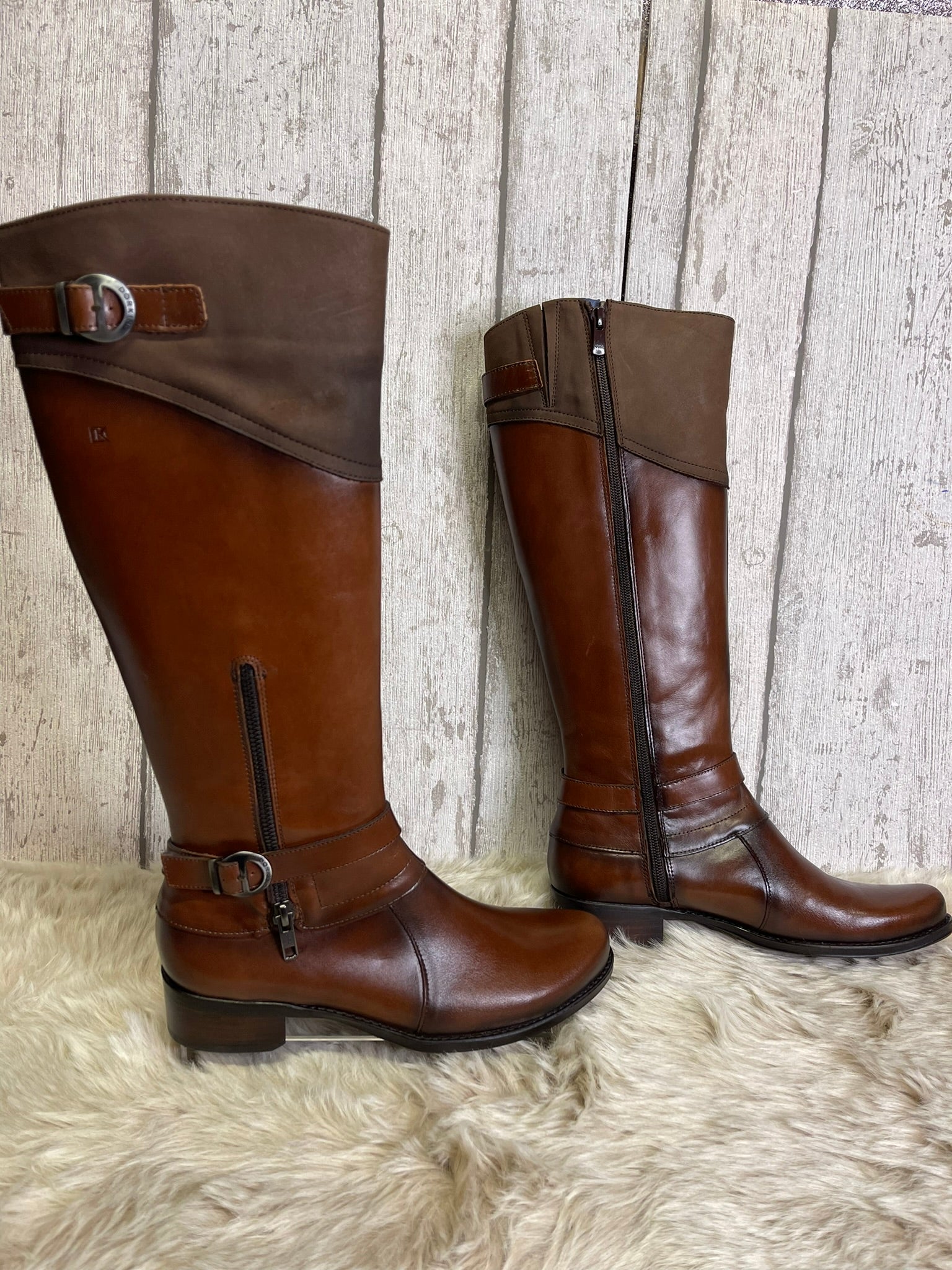 Dorking - D4872 - S25019