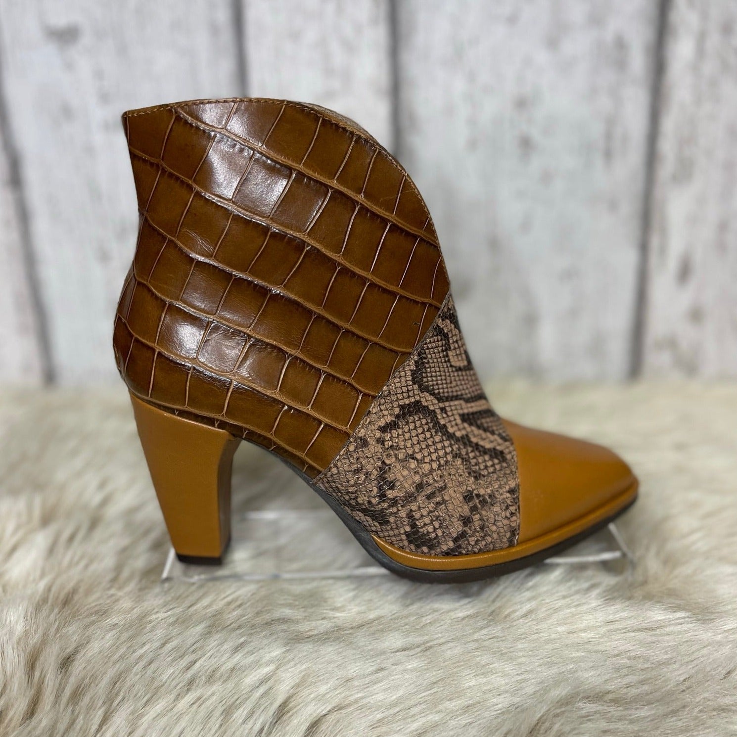 Wonders - M4406 - S25154