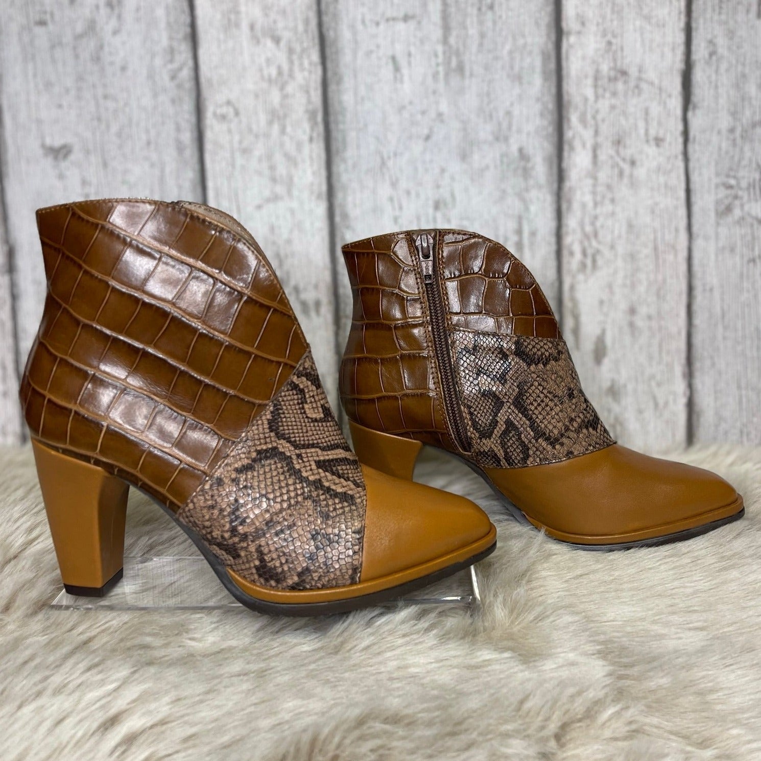 Wonders - M4406 - S25154